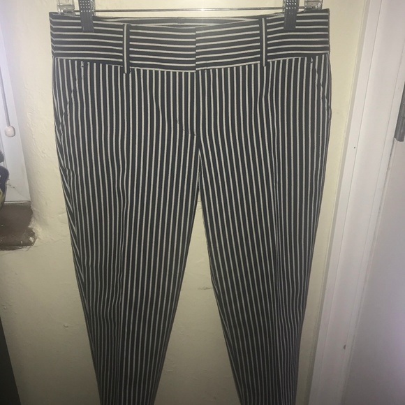Ann Taylor Striped Tapered/skinny/ankle-Size 2 - Picture 2 of 6